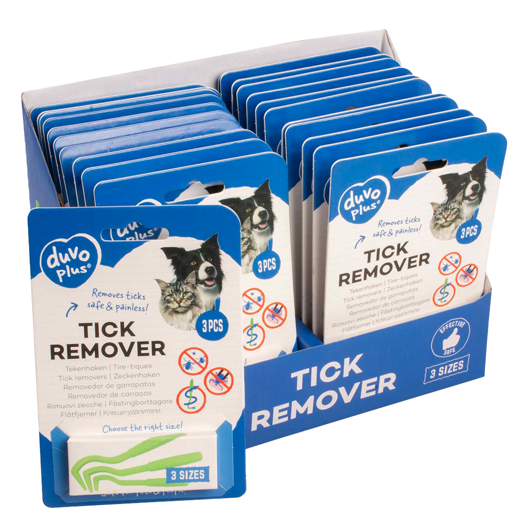 Mehrere Packungen duvo plus Tick Remover in einer Verkaufsbox. Jede Packung zeigt Hund und Katze und enthält drei grüne Zeckenhaken in unterschiedlichen Größen.