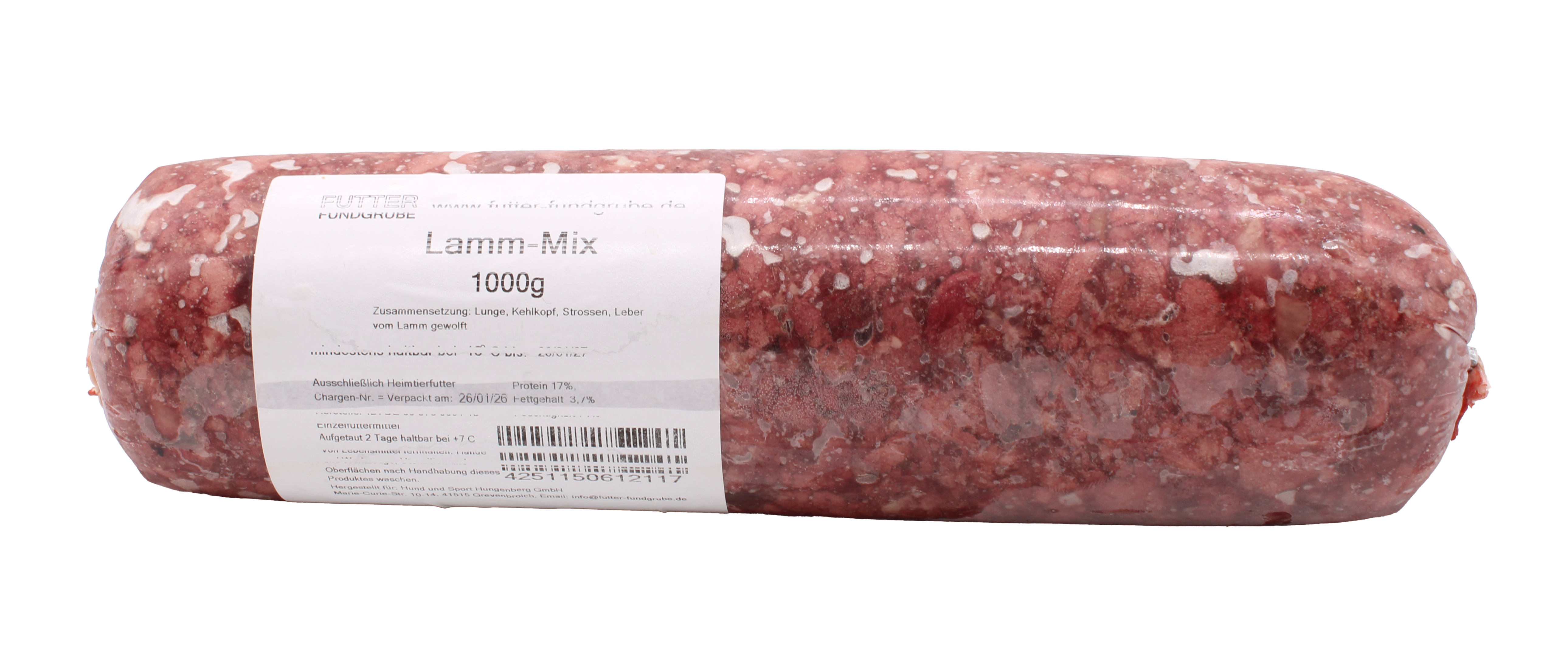 Eine Frostfleischrolle mit grob gewolftem, rot-rosa Inhalt und weißen Fettstücken. Die Oberfläche ist glatt, glänzend und leicht gefroren. Verpackt in einem nicht essbaren Kunstdarm.