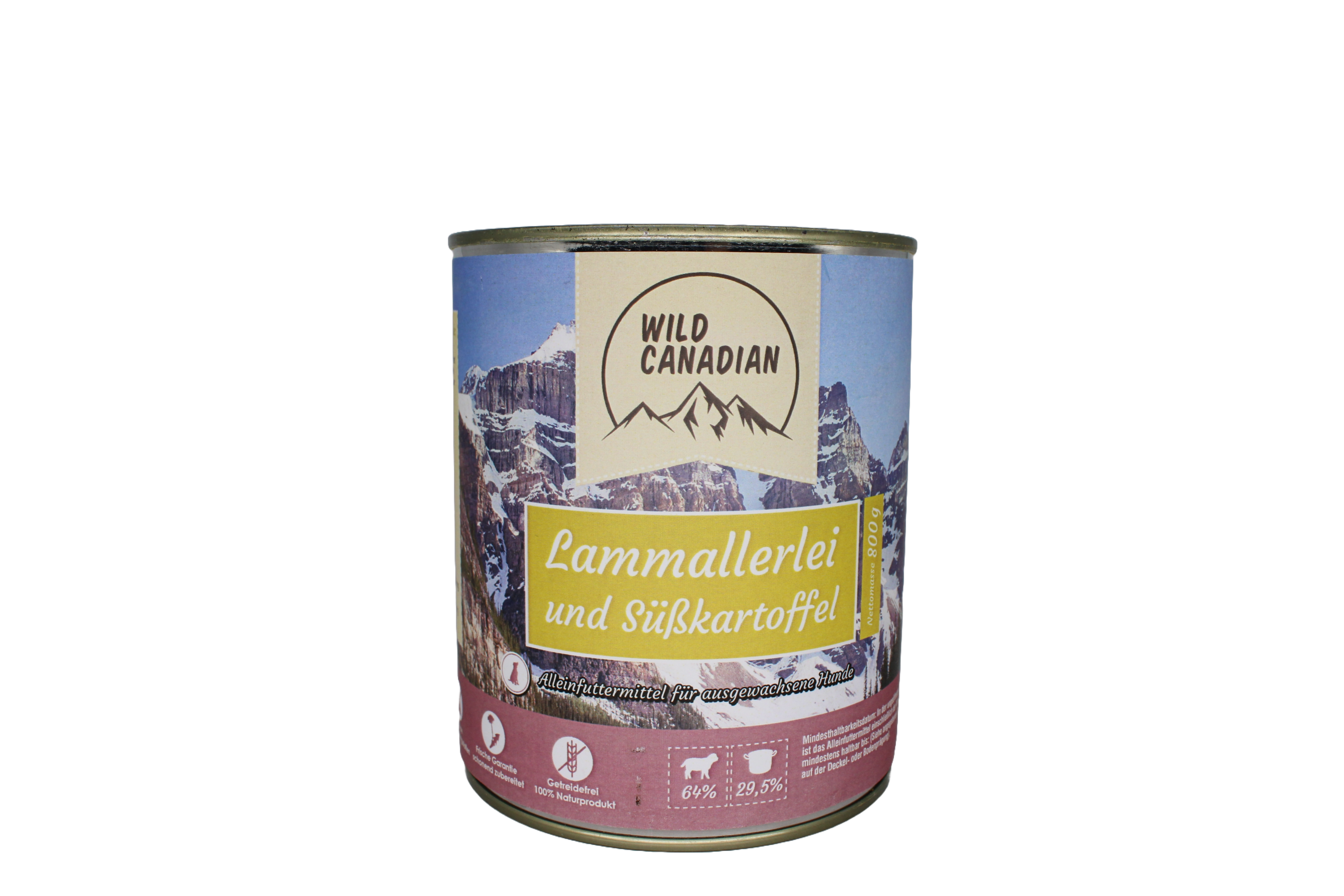 Eine Futterdose mit Bergmotiv und gelbem Schriftfeld mit der Aufschrift „Lammallerlei und Süßkartoffel“. Am unteren Rand Symbole und ein rosafarbener Streifen mit Inhaltsangaben.