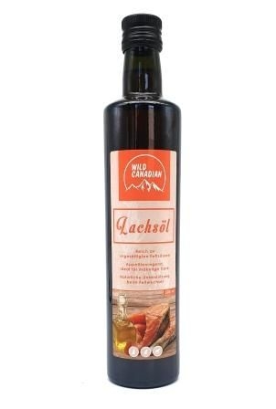 Eine braune Glasflasche mit hellem Etikett und rotem Logoaufsatz. Beschriftet mit ‚Lachsöl‘, darunter ein Bild von Lachsfilet und Ölflasche.