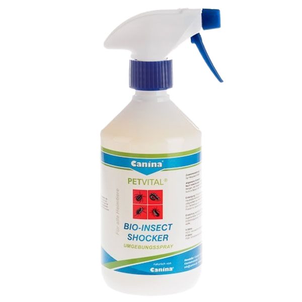 Sprühflasche mit der Aufschrift „Canina PETVITAL BIO-INSECT SHOCKER UMGEBUNGSSPRAY“. Auf dem Etikett sind verschiedene Insekten und deutscher Text abgebildet.