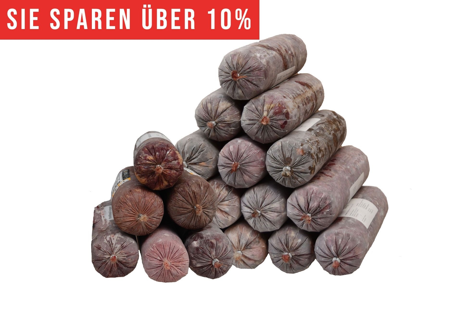 Ein Frostfleisch-Sparpaket mit 15 runden Rollen in graubraunem Kunstdarm, pyramidenförmig gestapelt. Die Rollen zeigen teils rötliche Füllung mit weißlichen Eiskristallen. Oben roter Hinweis „Sie sparen über 10 %“.