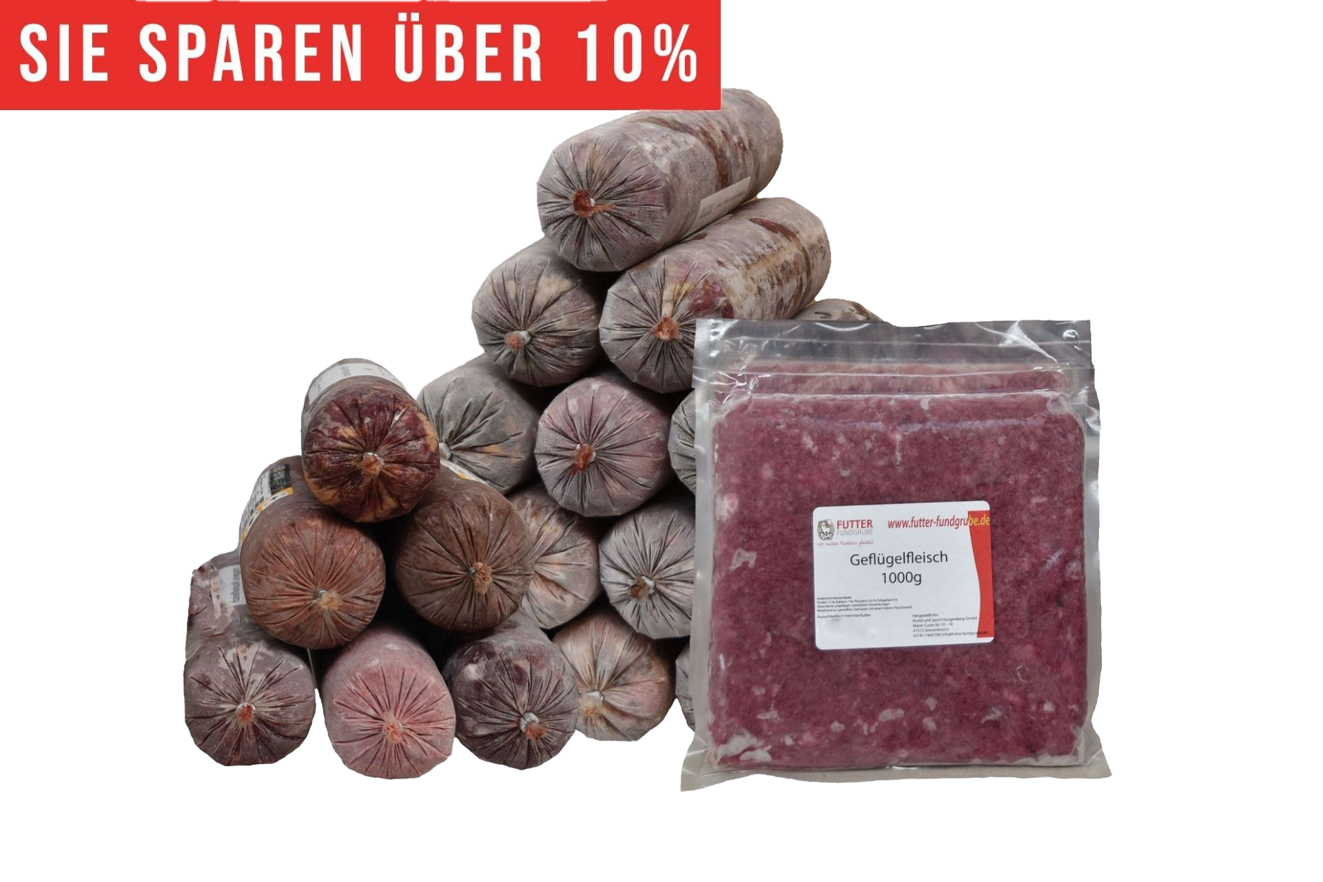 Ein pyramidenförmiger Stapel gefrorener Fleischrollen in grauem Kunstdarm. Davor ein flacher Beutel mit rosa gewolftem Geflügelfleisch. Oben roter Hinweis „Sie sparen über 10 %“.