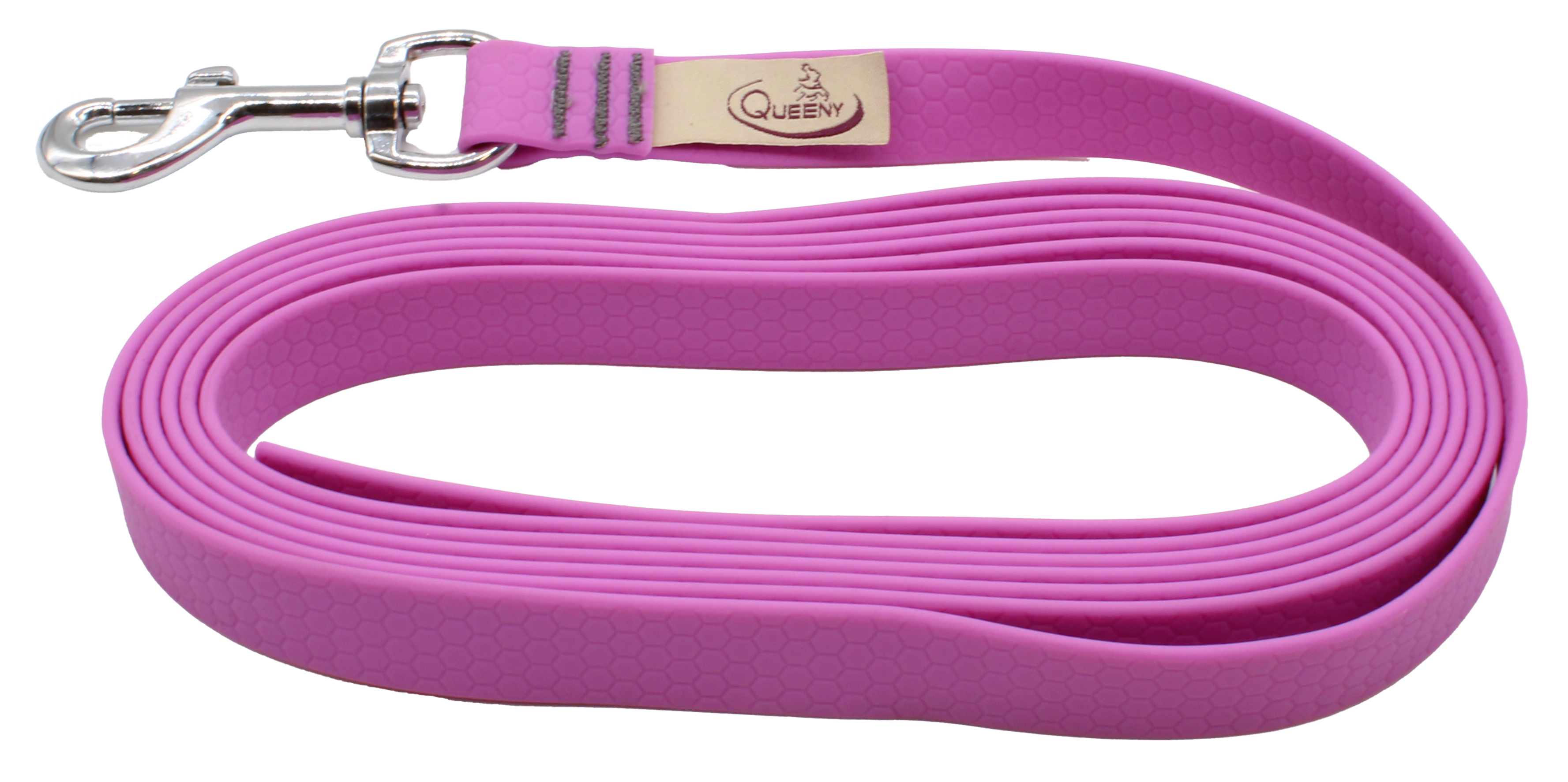Hundeleine in Lavendel Farbe mit strukturierter Oberfläche, Metallkarabiner am Ende und kleinem Label nahe dem Verschluss.