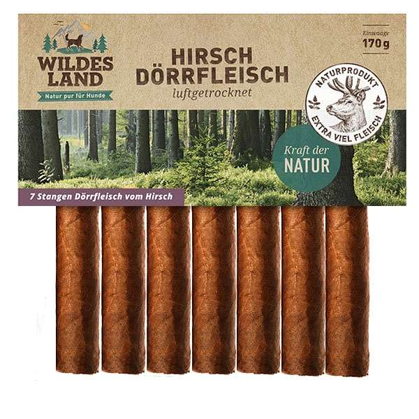 Verpackung mit Hundesnacks, illustriert mit einem Hirschkopf und Naturmotiven wie Bäumen. Im Vordergrund sind längliche Fleischsticks zu sehen.