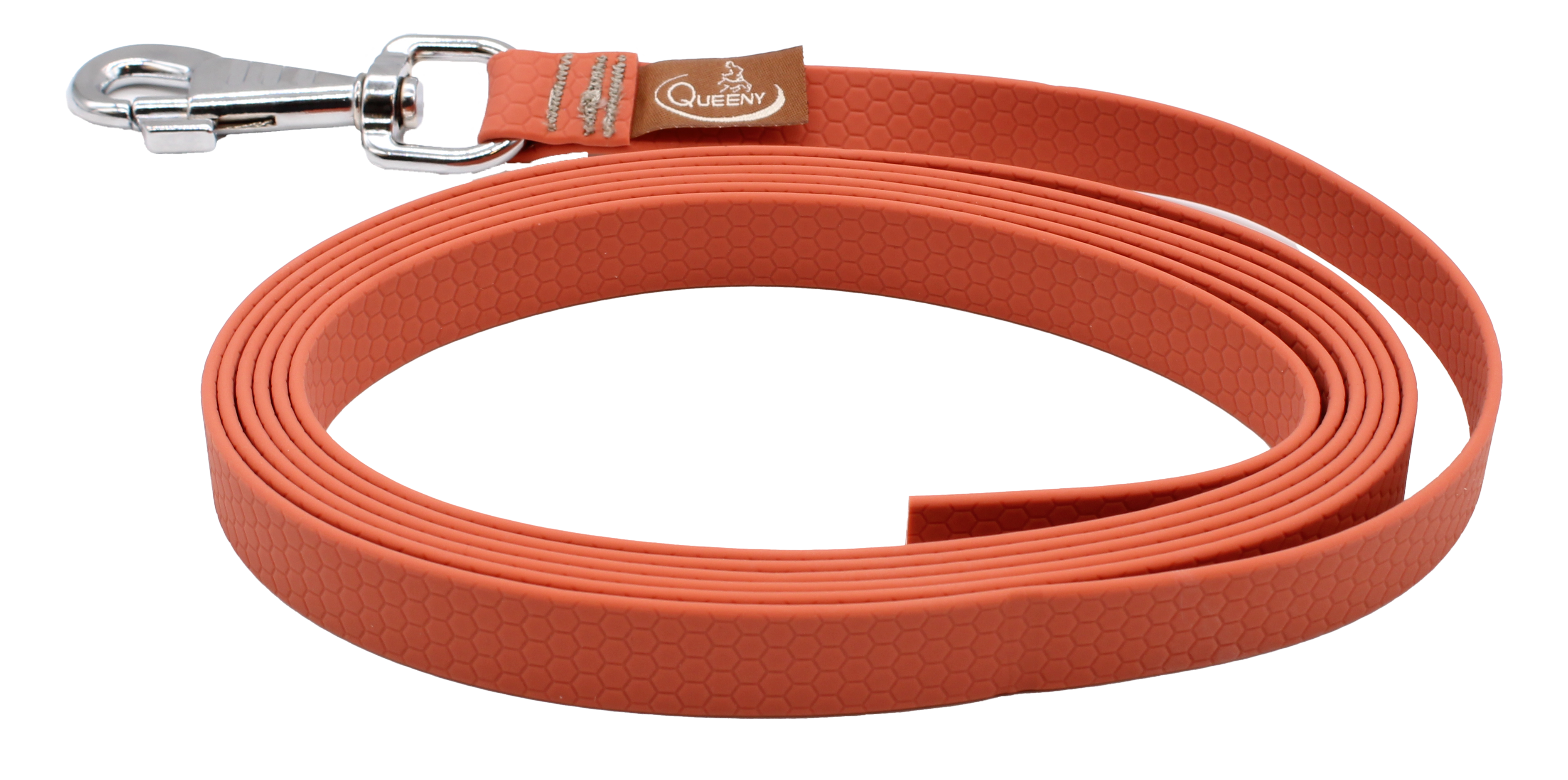 Hundeleine in aprikosenbrauner Farbe mit strukturierter Oberfläche, Metallkarabiner am Ende und kleinem Label nahe dem Verschluss.