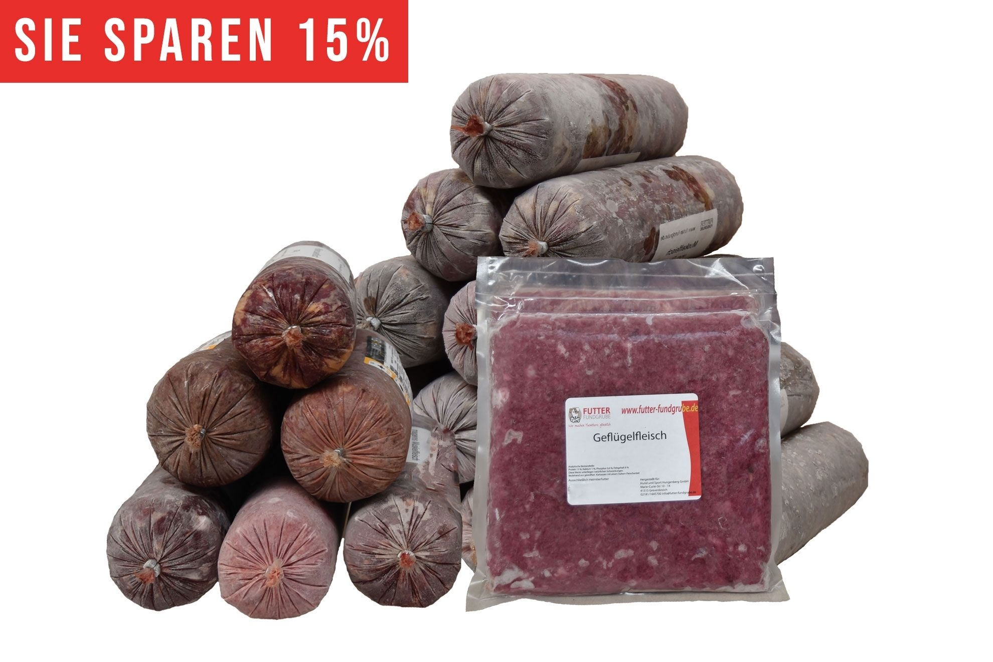 Sparpaket Standard "sensitiv" 14 kg Ein pyramidenförmiger Stapel gefrorener Fleischrollen in grauem Kunstdarm. Davor ein flacher Beutel mit rosa gewolftem Geflügelfleisch. Oben roter Hinweis „Sie sparen über 10 %“.