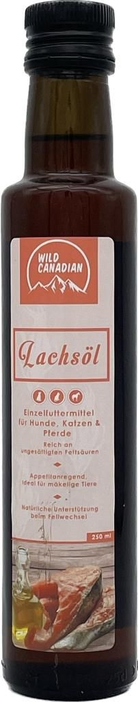 Eine braune Glasflasche mit hellem Etikett und rotem Logoaufsatz. Beschriftet mit ‚Lachsöl‘, darunter ein Bild von Lachsfilet und Ölflasche.