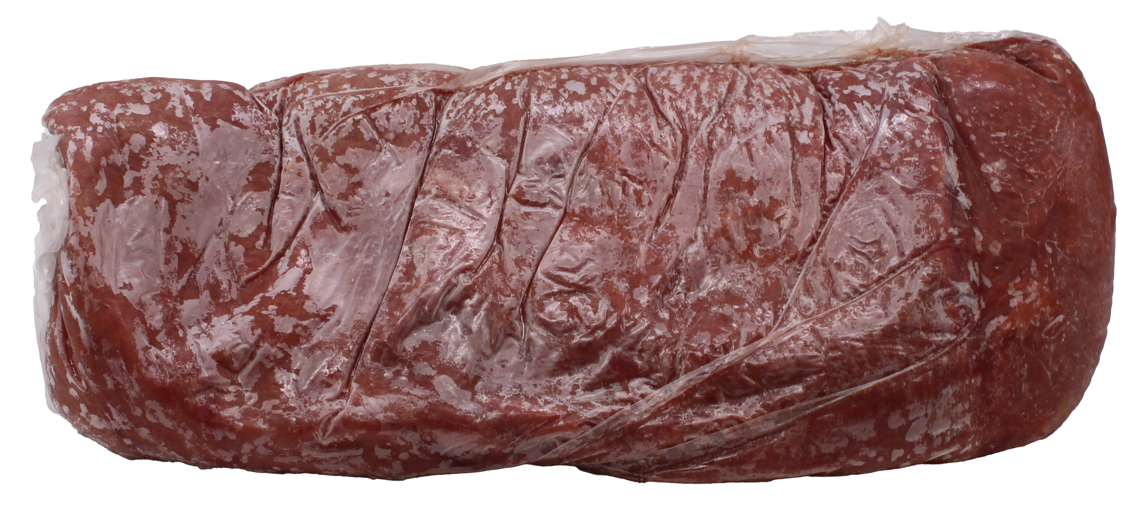 Ein gefrorener Fleischblock ohne Etikett in transparenter Kunststoffverpackung. Die Füllung ist fein gewolft, gleichmäßig verdichtet und zeigt eine dunkelrotbraune Farbe mit leicht gefrosteter Oberfläche.