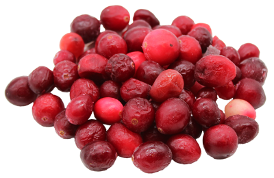 Ein Haufen ganzer, gefrorener Cranberries in kräftigem Rot, mit leicht frostiger Oberfläche
