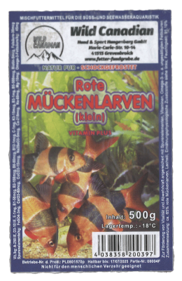 Verpackung Fischfutter mit Aufschrift ‚Wild Canadian‘, ‚Rote Mückenlarven (klein)‘, Herstellerangaben und Bild mehrerer Fische.