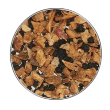 Eine Mischung aus kleinen, unregelmäßig geformten Apfelstücken in hellem Braunton und dunklen Holunderbeeren in einem runden Behälter.