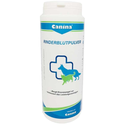 Canina RinderblutpulverDose „Canina RINDERBLUTPULVER“ für Hunde und Katzen. Aufschrift: „Beugt Eisenmangel vor“, „Verbessert das Leistungsvermögen“, „… natürlich von Canina“.