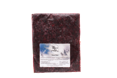 Ein flacher, transparenter Kunststoffbeutel mit weißem Etikett und der Aufschrift „Rosa Bete“. Die Füllung ist fein zerkleinert und hat eine dunkelrote bis violette Farbe mit leicht körniger Struktur.