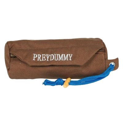 Zylindrisches Objekt in Braun mit weißer Stickerei, an einem Ende befestigte blaue Kordel mit gelbem Kunststoffverschluss; textile Oberfläche mit sichtbarer Struktur.